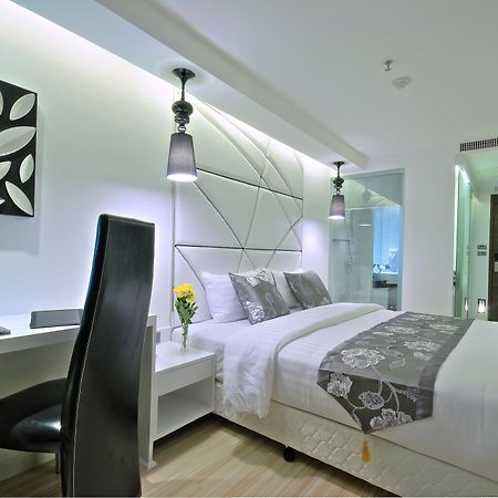 Sukhumvit Suites Hotel Бангкок Екстер'єр фото