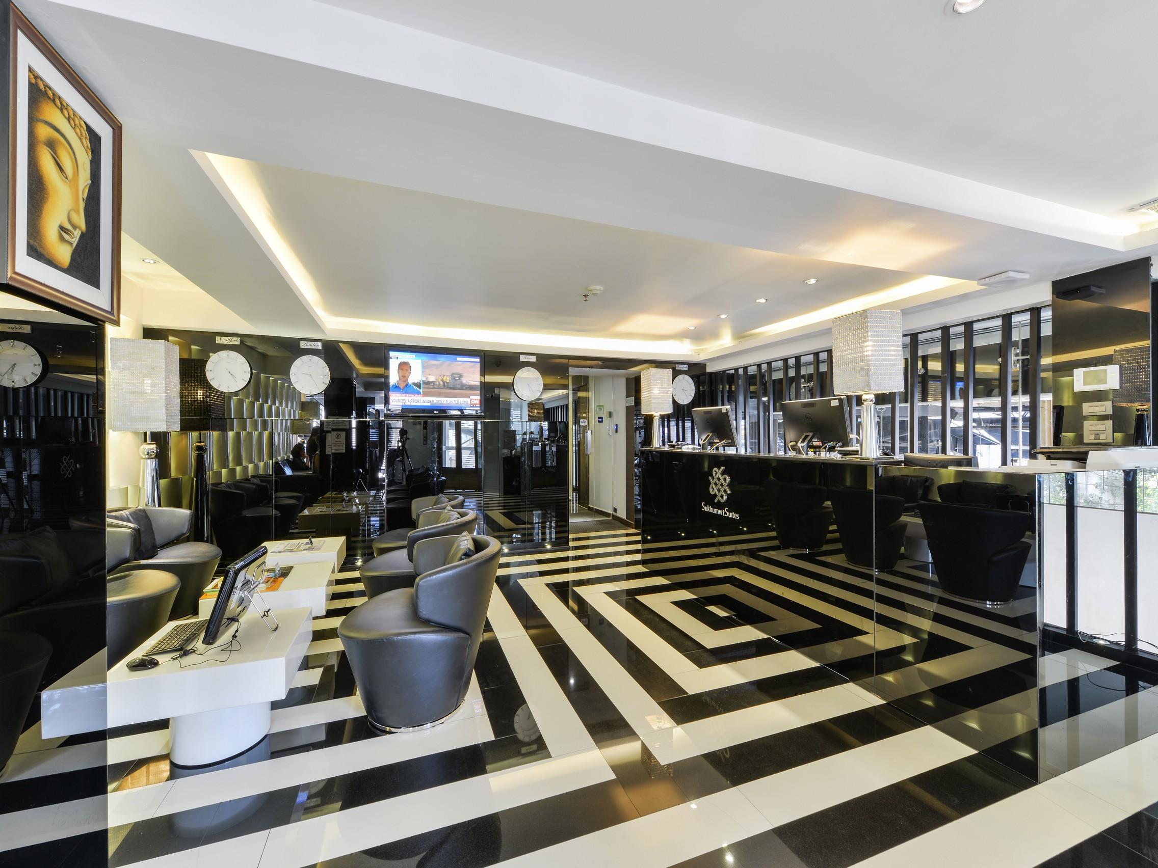 Sukhumvit Suites Hotel Бангкок Екстер'єр фото